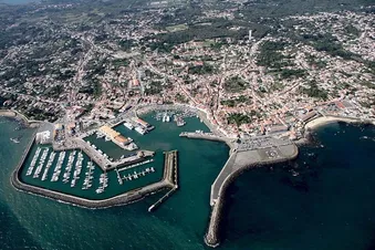 Port-Joinville avec son port de plaisance