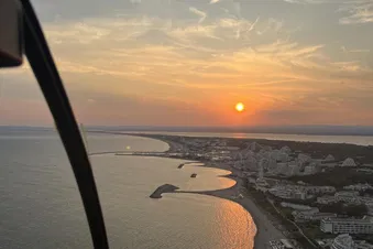 Découverte de la grade motte vue du ciel en hélicoptère