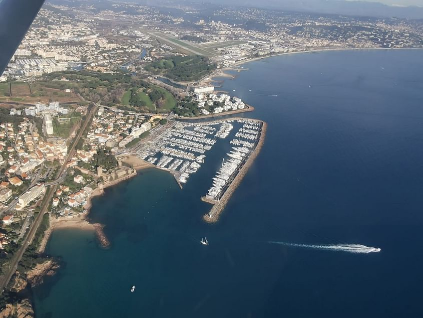 Balade aérienne (Cannes/Fréjus/Îles de Lérins)