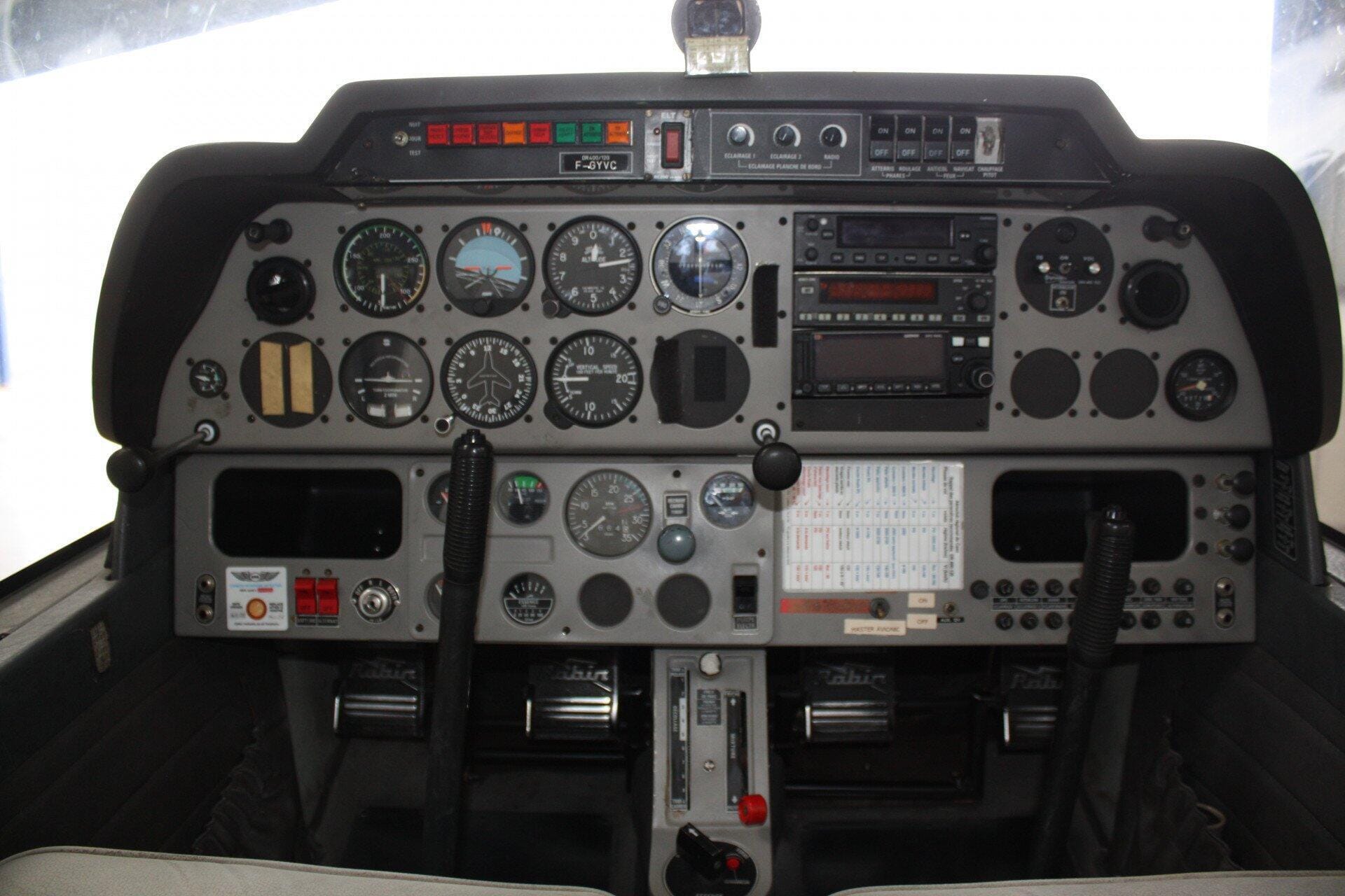 Robin DR400 - 120HP