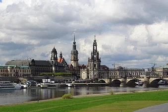 Dresden - city sightseeing, shopping