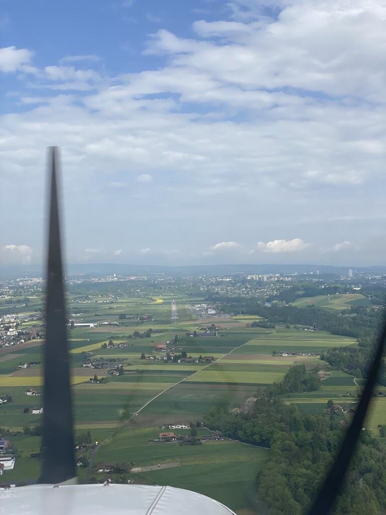 Flugtaufe mit Zwischenlandung in Bern-Belp
