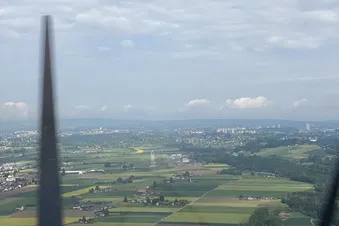 Flugtaufe mit Zwischenlandung in Bern-Belp