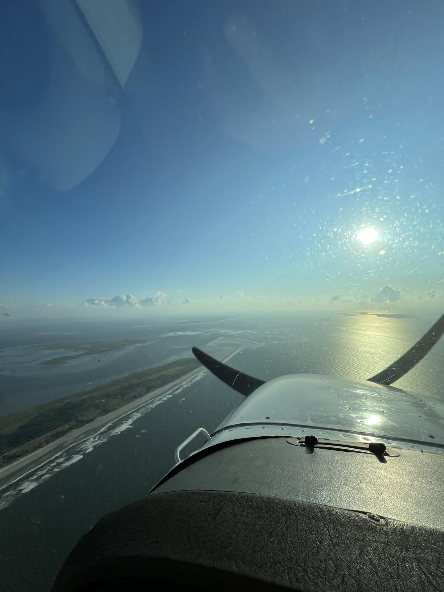 Rundflug entlang der ostfriesischen Nordseeküste