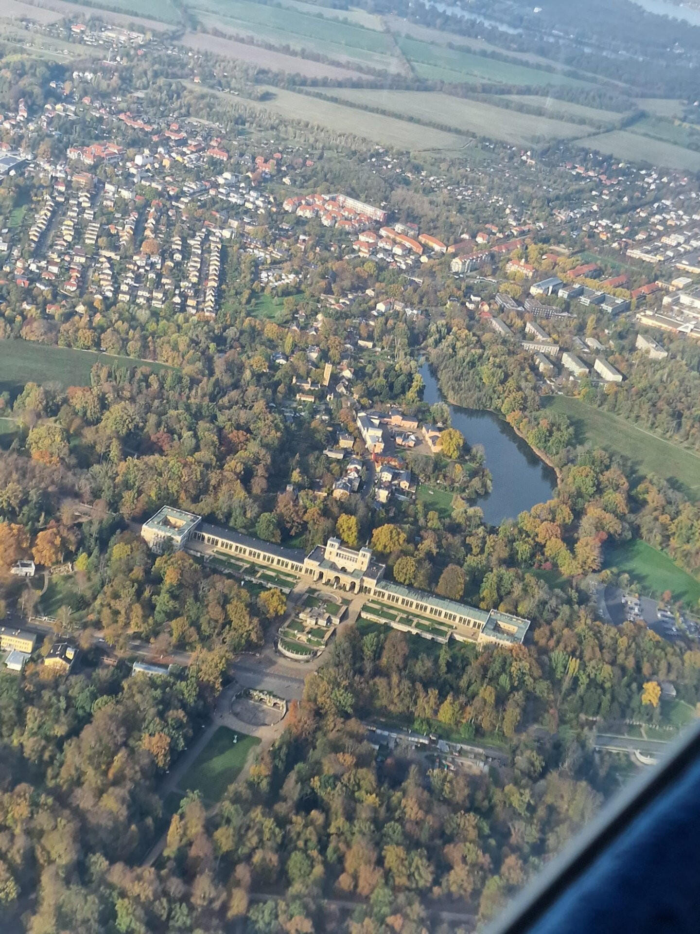 Berlin-Rundflug (über BER, TXL, Falkensee, Potsdam)
