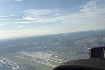 Rundflug über Raum Stuttgart