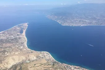 Tour Etna volcano and Taormina Greek Theatre