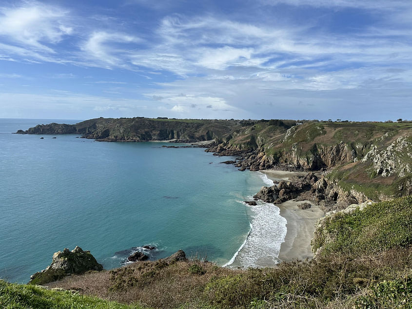 Day return - Denham to Guernsey (2-3 passengers)