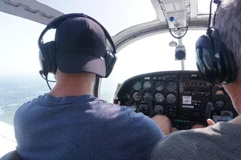 Survol de la côte basque depuis Pau