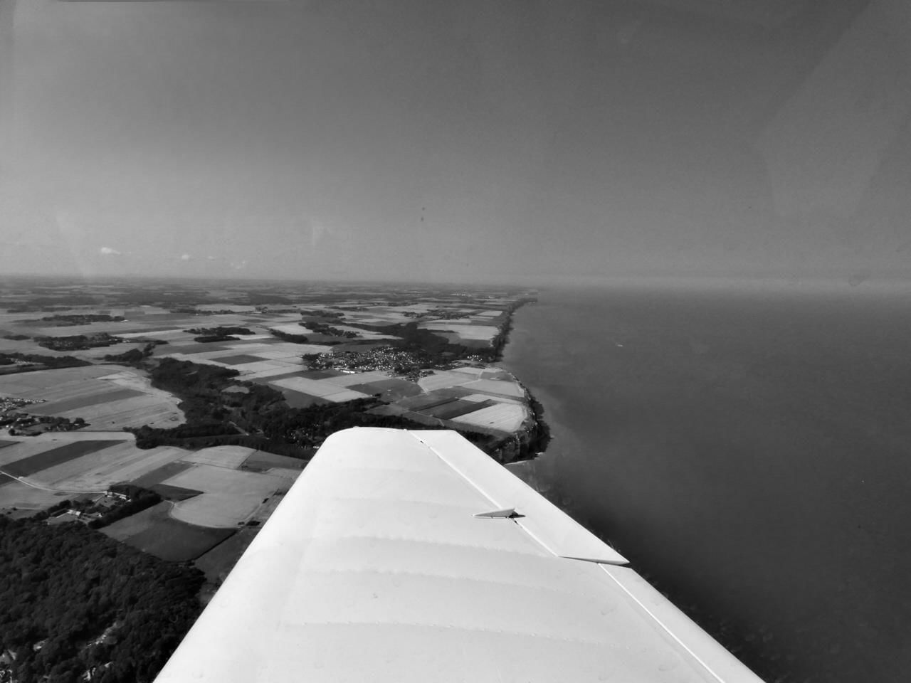 Survoler la côte normande, Antifer, Etretat, Fécamp de Paris