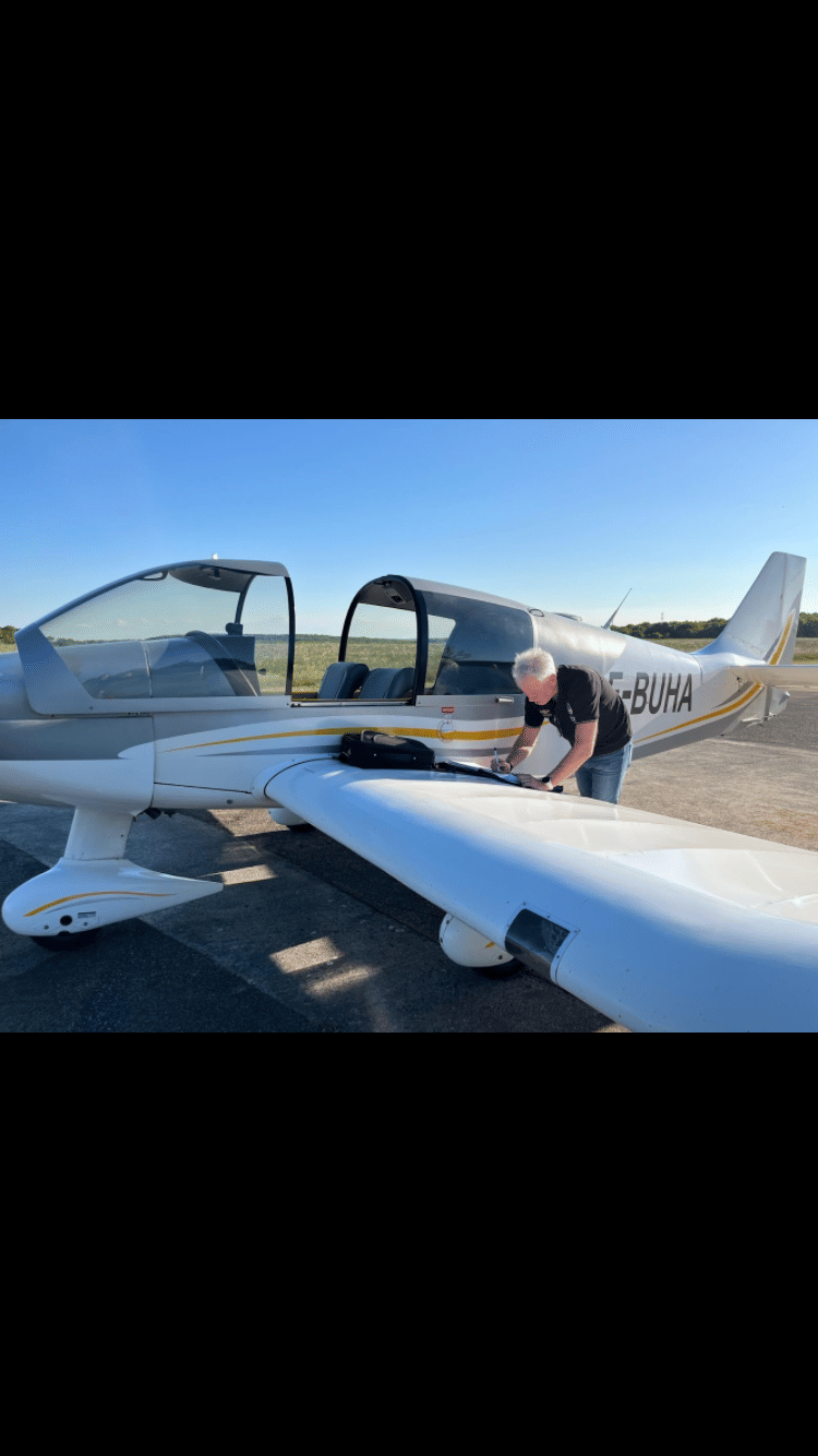Robin DR400 - 140HP