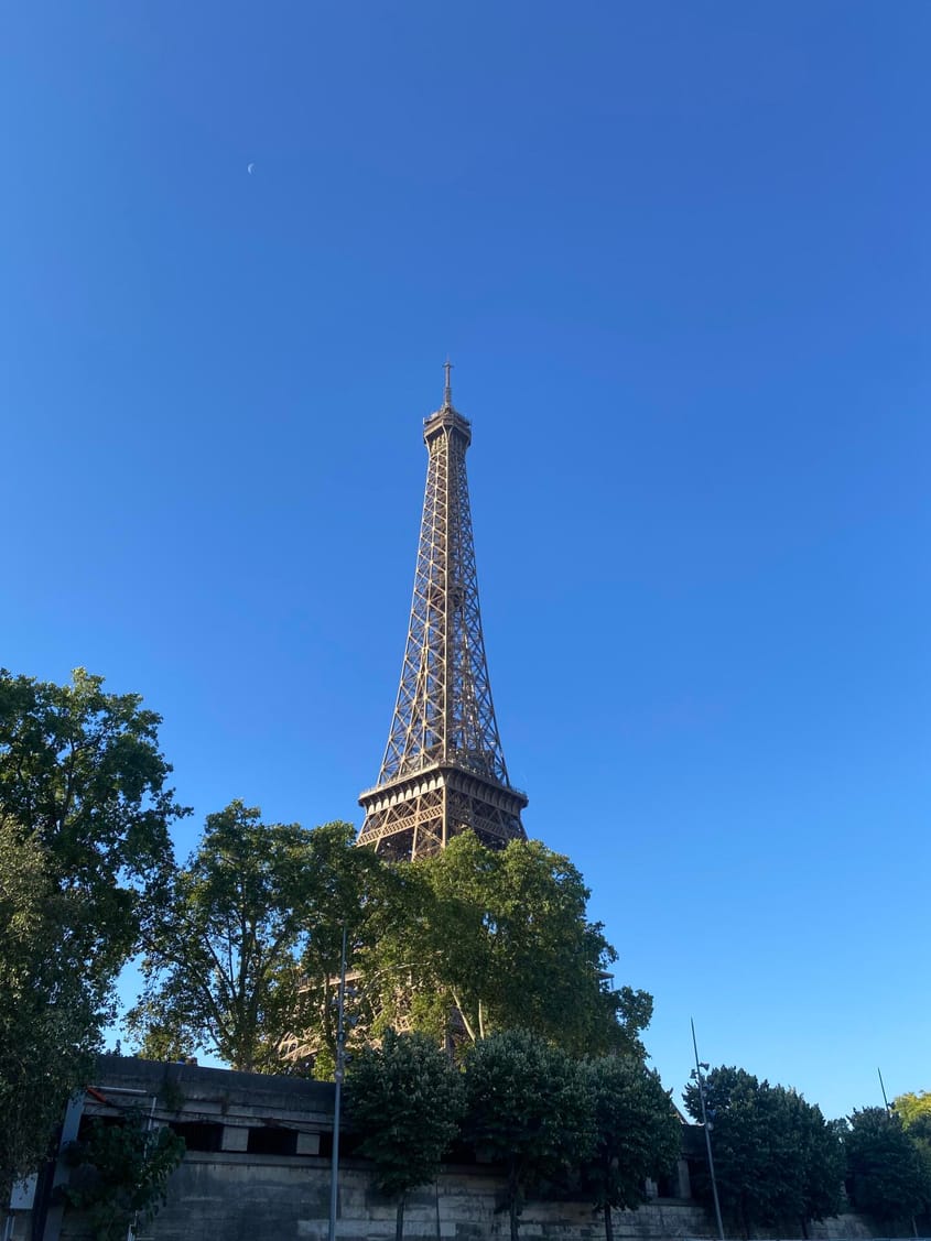 Paris en avion – Atterrissage à Toussus-le-Noble ✈️