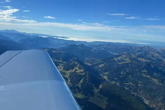 Rundflug über den Bodensee und die Allgäuer Alpen