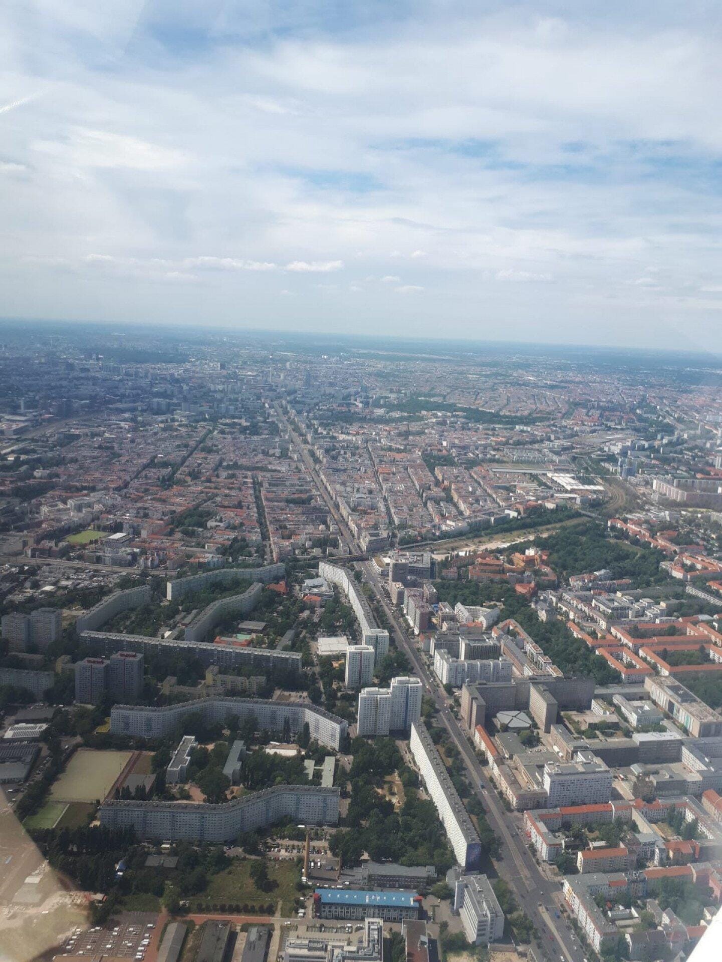 Flexibler Rundflug über Berlin-kurzfristig verfügbar