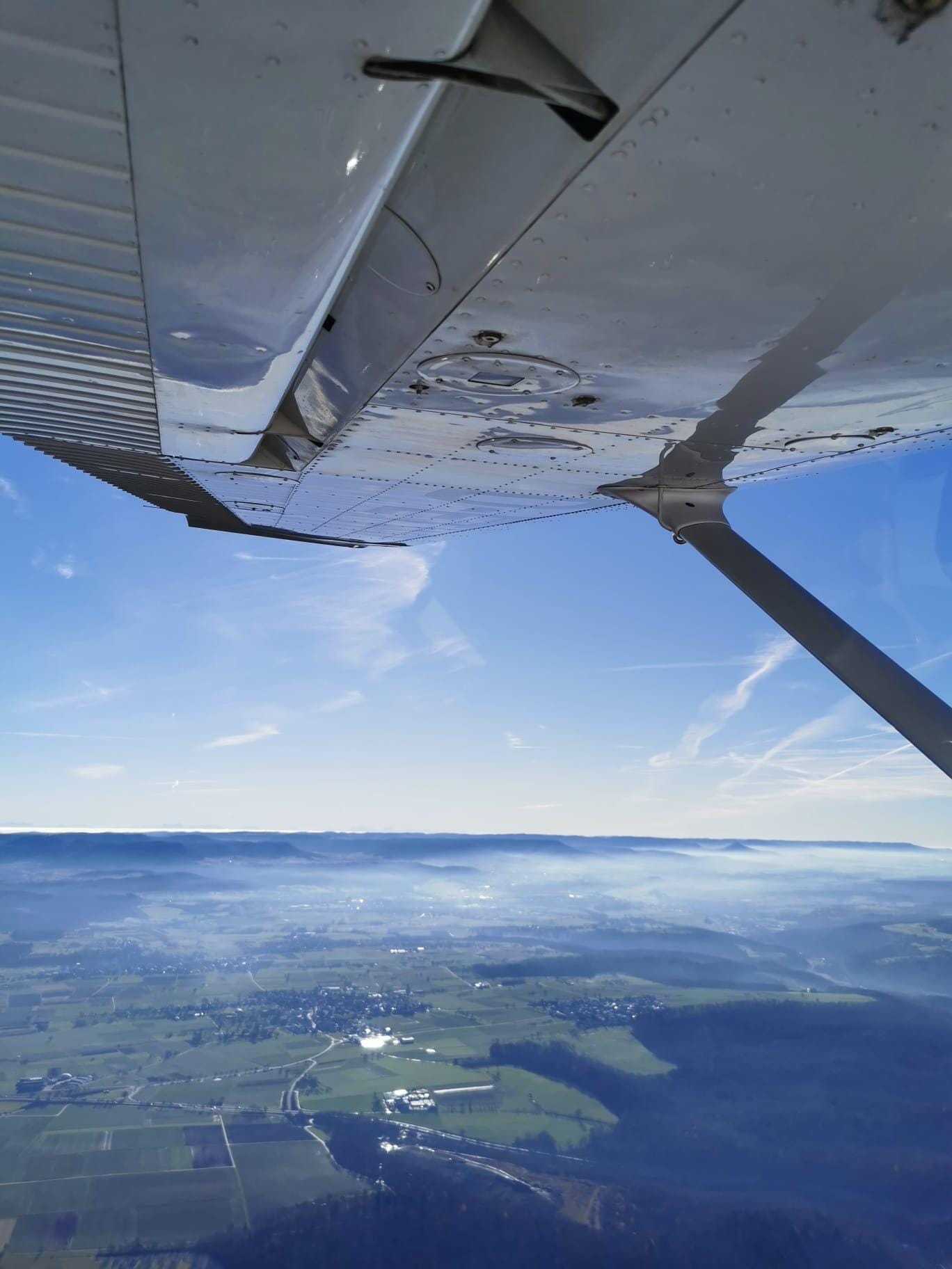 Pilot für einen Tag? Erlebe die Freiheit des Fliegens!