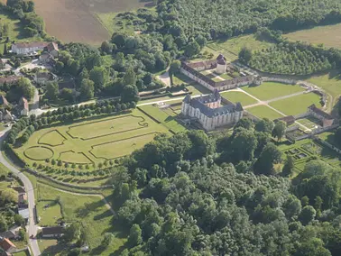 Balade aérienne entre Châteaux et les vignes