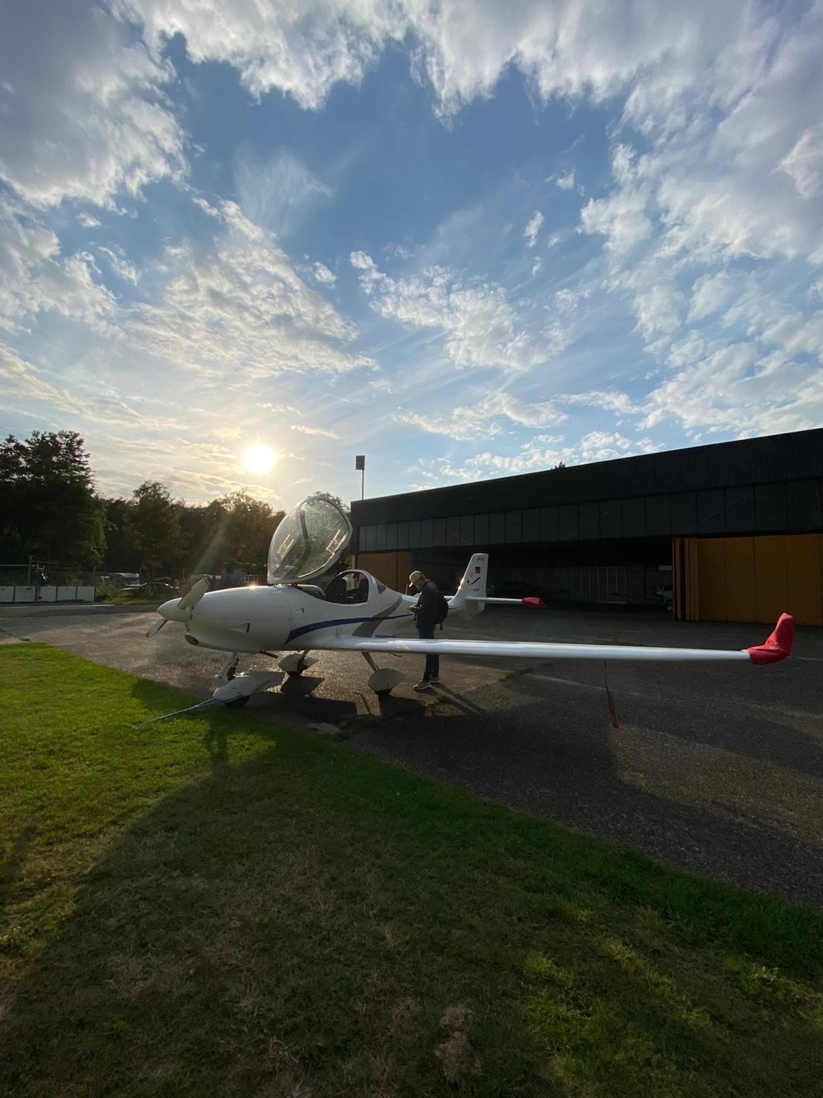 Aquila A210 (AT01)