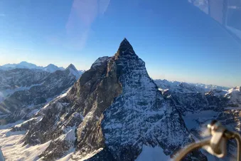 Rundflug: Entdecke Matterhorn