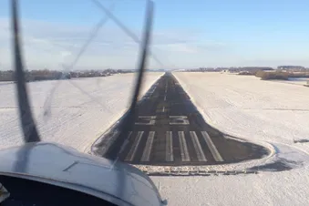 Courte finale a Aurillac (LFLW)