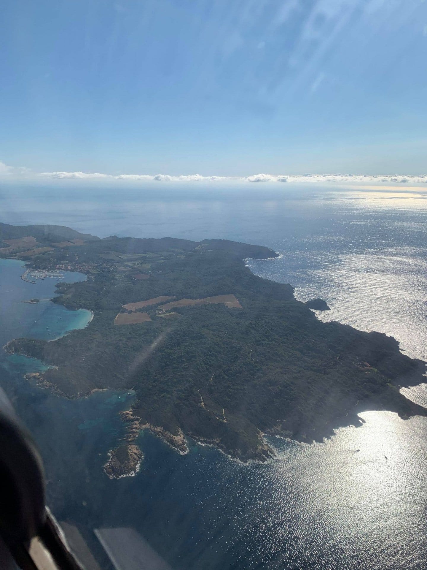 Balade aérienne Marseille / Calanques / Hyères / St-Raphael