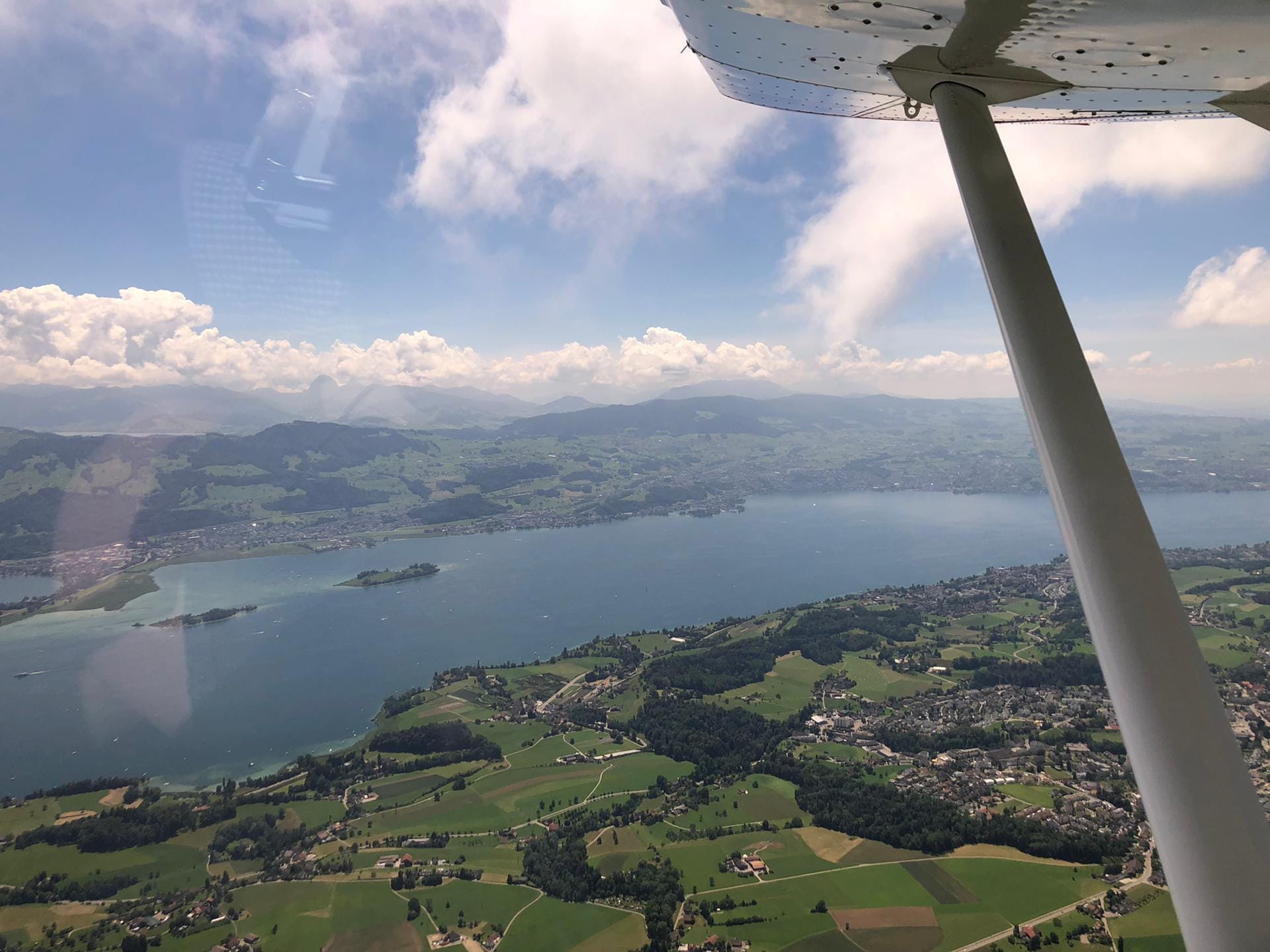 Sechs-Seen-Rundflug für zwei Passagiere