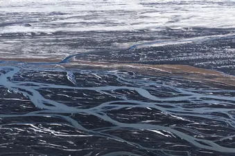 Akureyri to Modrudalur - sight seeing and stop over.