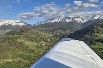 Décollage vue sur Belledone, Prapoutel