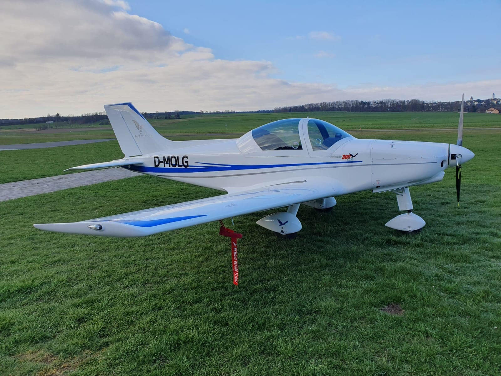 Rundflug in einem Sportflugzeug (30 min.)