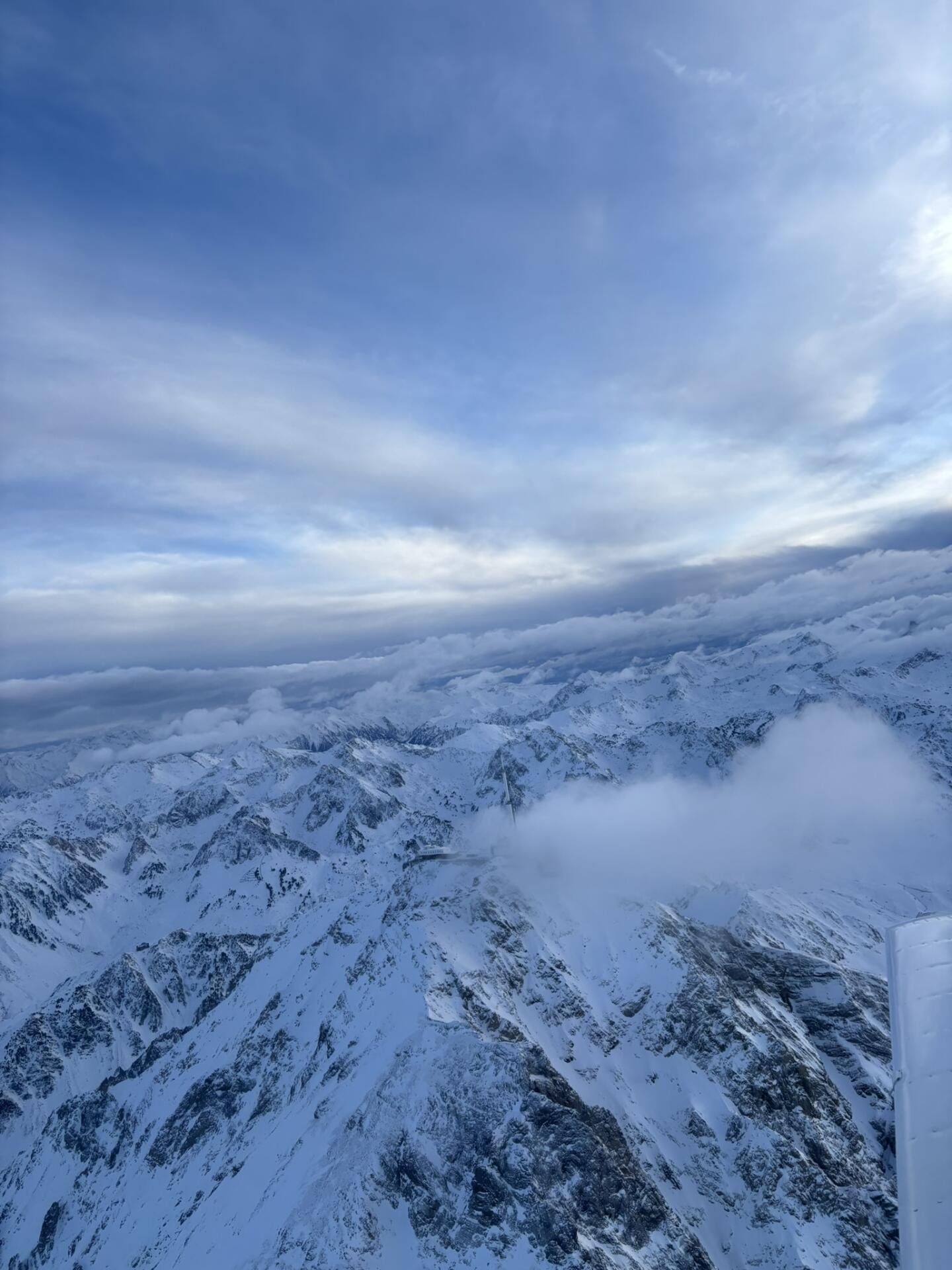Découverte des Pyrénées vues du ciel