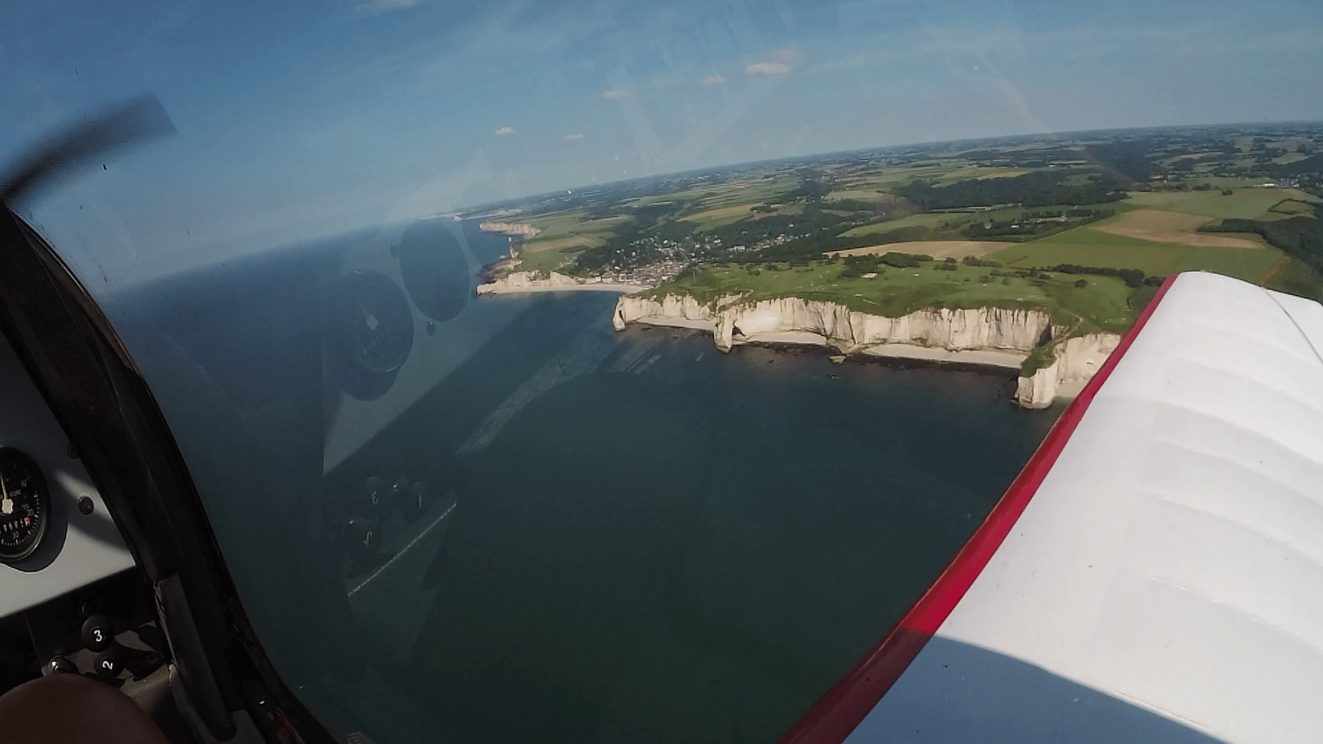 La côte d'Albâtre, jusquà Etretat.