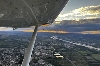 1h Rundflug nach deinen Wünschen!