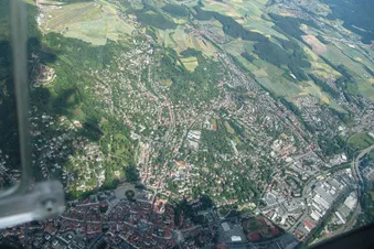 Vogelperspektive auf Coburg: Ein unvergesslicher Rundflug