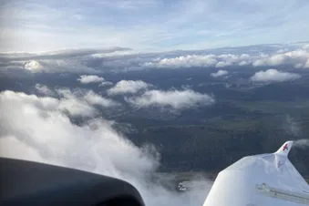 Flug aus dem Cockpit hautnah erleben