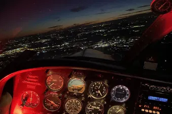 Düsseldorf Sundowner Nightflight