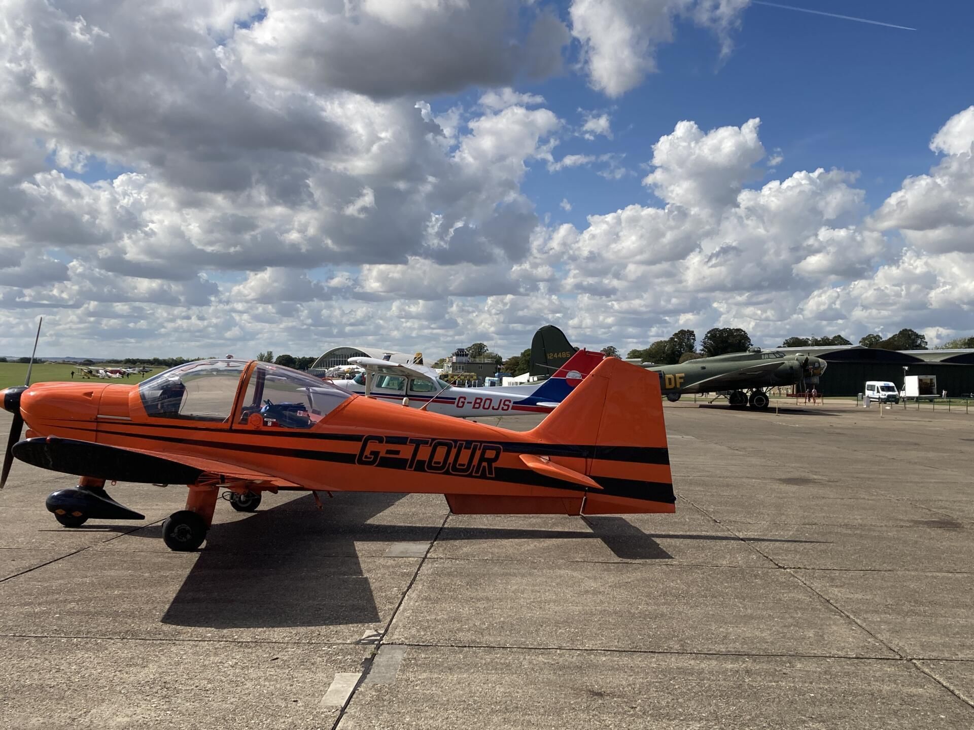 Return flight to  IWM Duxford Including 2h admission
