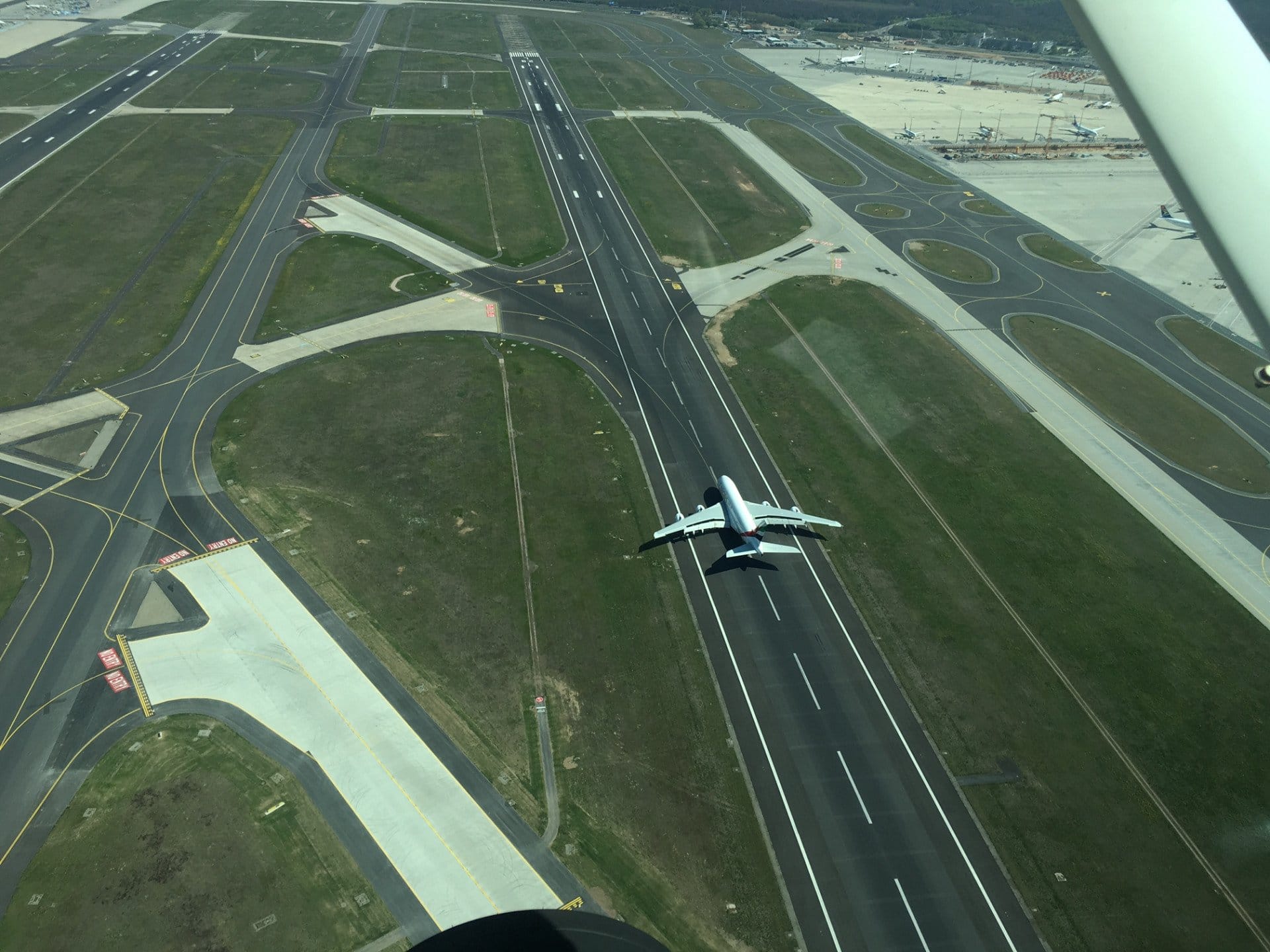 Frankfurt, Deine Flughäfen - Rundflug um Frankfurt