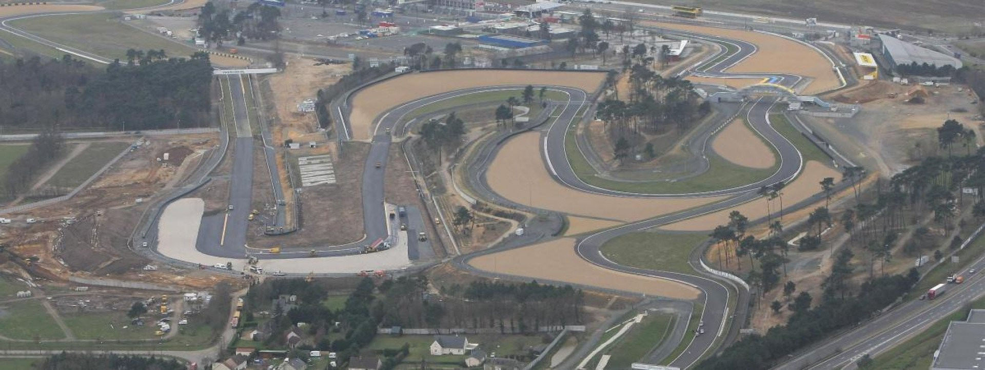 Tour aérien de la ville du Mans