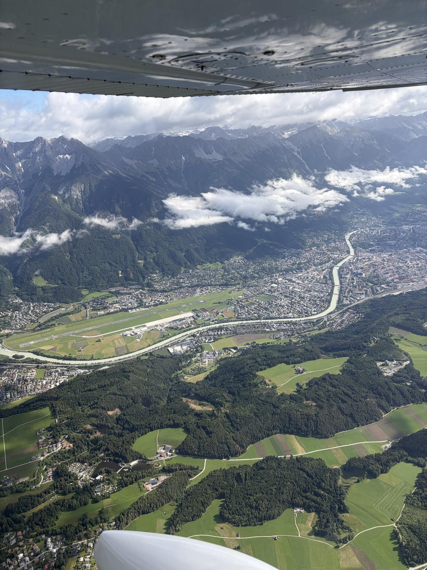 Rungflug: 45 Minuten Flugzeit. Sie wählen das Ziel.