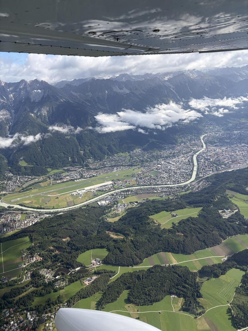 Rungflug: 45 Minuten Flugzeit. Sie wählen das Ziel.