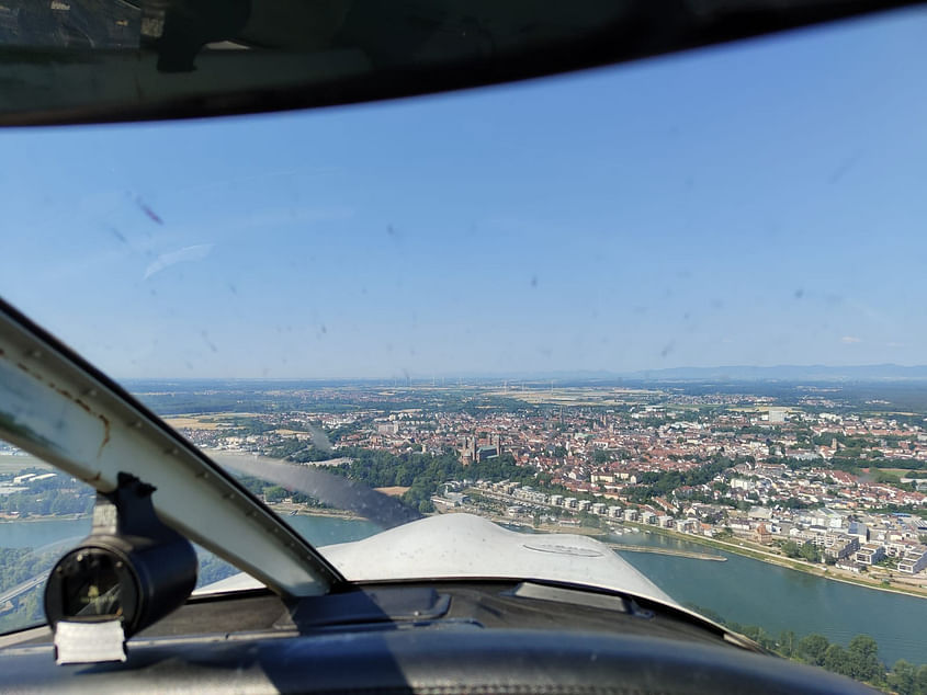 Individueller Rundflug (45min). ab Speyer