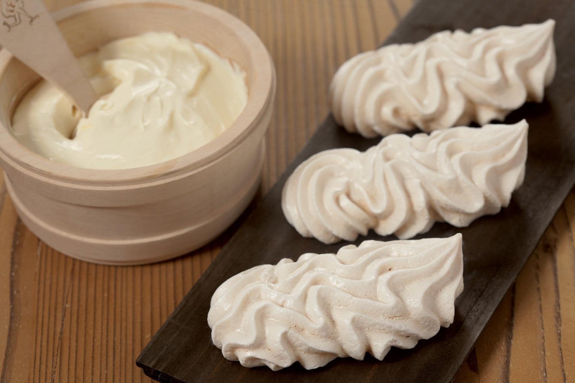 Excursion: meringues en Gruyère et vol panoramique en hélico