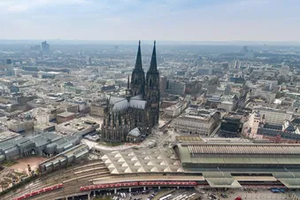 Rundflug 30 Minuten über Köln und Leverkusen