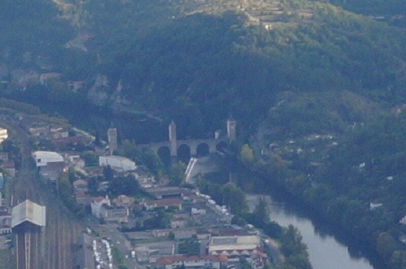 Survol de la vallée du Lot