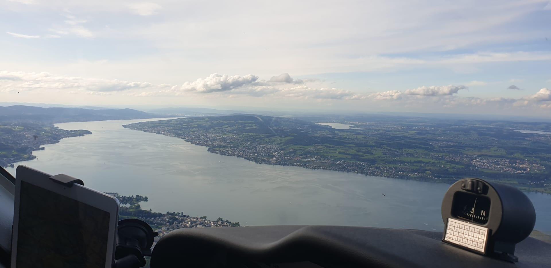 Sechs-Seen-Rundflug für zwei Passagiere