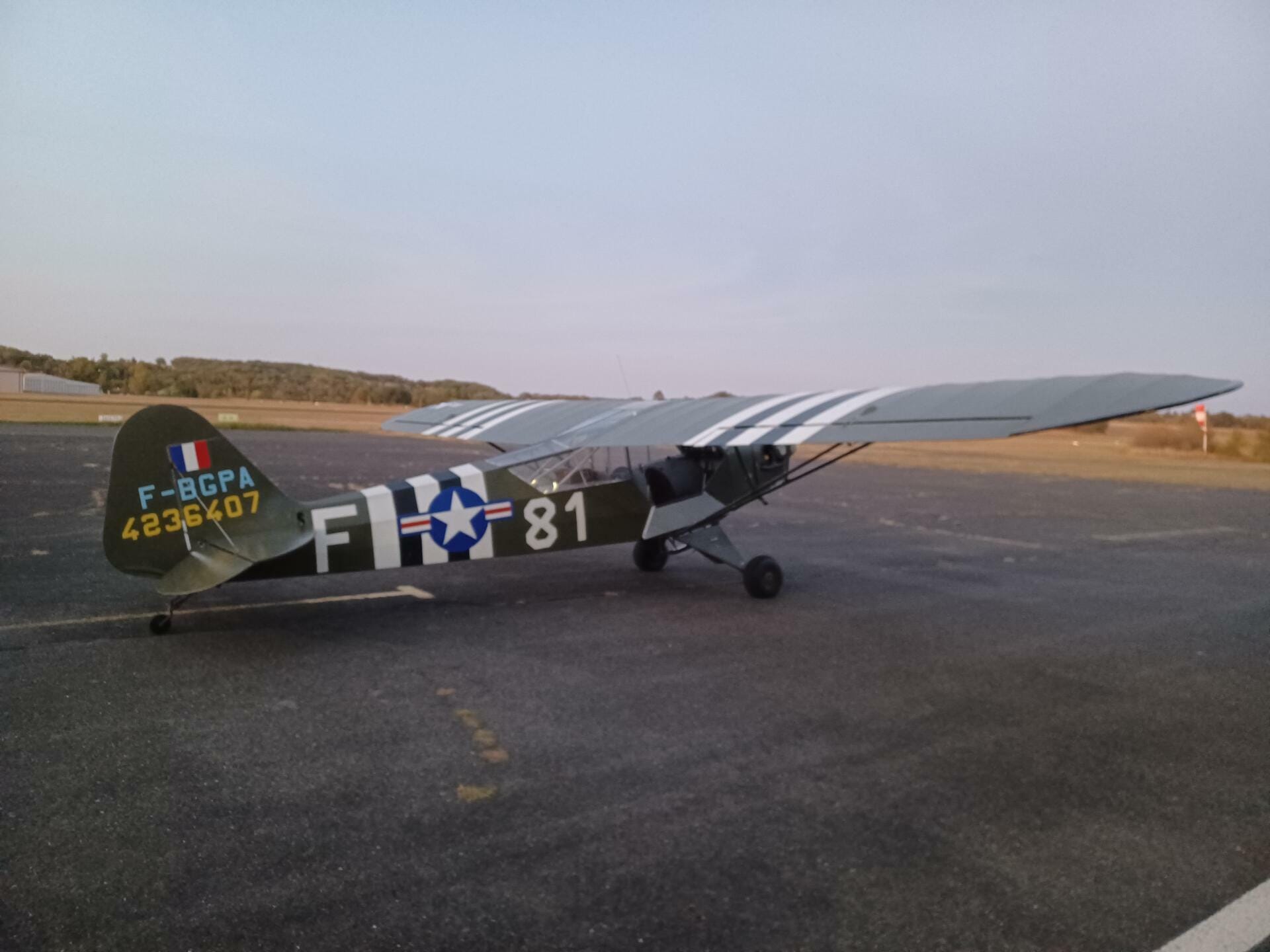 Piper L4 Grasshoppers