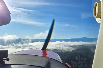 Scenic Flight Experience: Lakes and Mountains