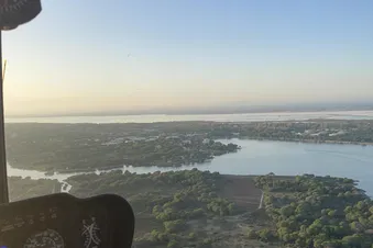 Découverte de la grade motte vue du ciel en hélicoptère