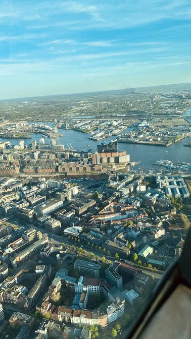 Rundflug über Hamburg