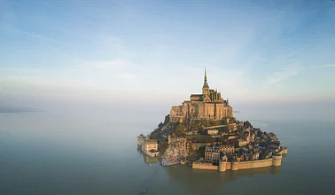 Survol du Mont Saint-Michel et pause à Granville !