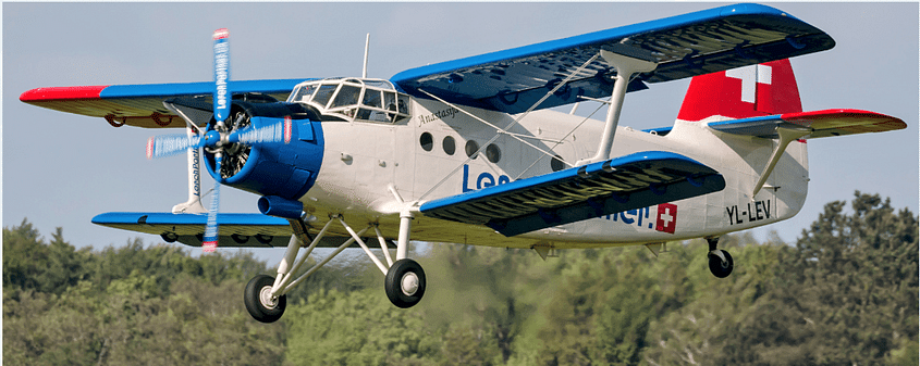 Rundflug oder Ausflug mit wunderschöner Antonov AN-2